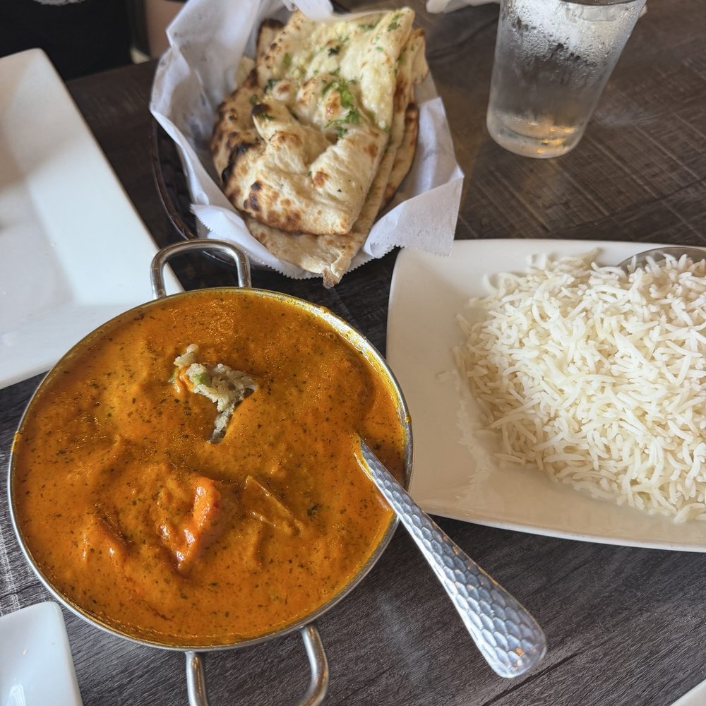 Tandoori Guys - Oceanside - Tikka Masala with rice and Garlic Naan - Indian Near Me - Oceanside, California Tandoori Guys - Oceanside - Tikka Masala with rice and Garlic Naan - Indian Near Me - Oceanside, California