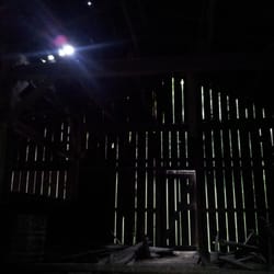 Dinsmore Homestead - An old barn on the property.