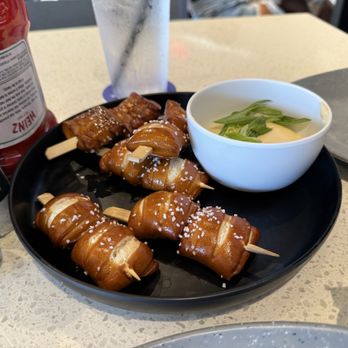 PopStroke - Pretzels and Cheese - Mini Golf Near Me - Winter Garden, Florida