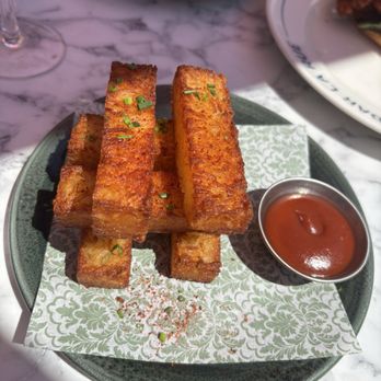 Bar La Rue - Crispy Tater Tots - Bars Near Me - Chicago, Illinois