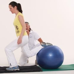 Personal Trainer - Wolf Düsseldorf - Ausfallschritt
