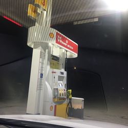 E-Z Mart Stores