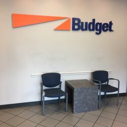 Budget Airport Parking - Sign