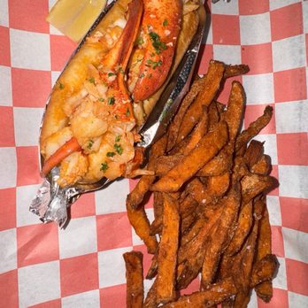 ABC Lobster - Cozy little place with food - Seafood Near Me - Davie, Florida ABC Lobster - Cozy little place with food - Seafood Near Me - Davie, Florida