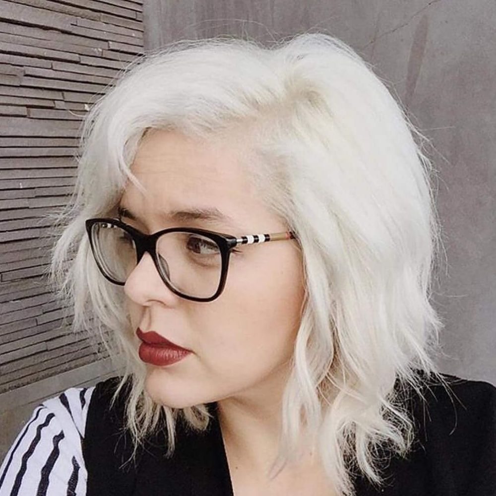 Honey Comb Hair Studio Image