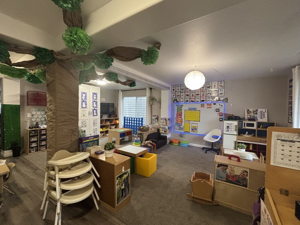 Scribbles And Giggles Childcare - childcare center in Covington, WA