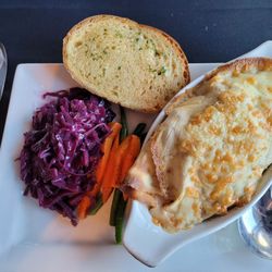 Chameleons - Seafood crepe with garlic bread and vegetables