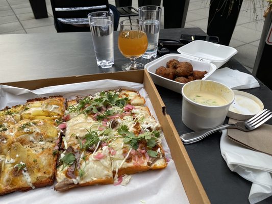 Kōbo Pizza by null