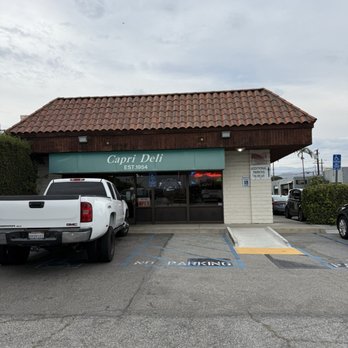 Capri Deli - They have two entrances one is here and one is on the side - Delis Near Me - Covina, California