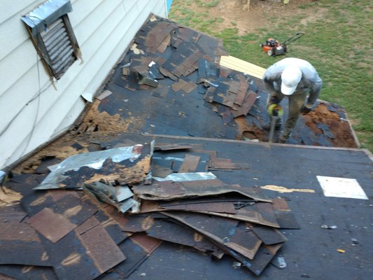 Diamondback Roofing & Construction