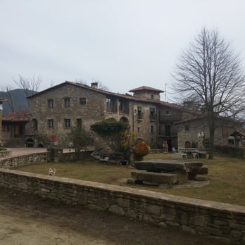 Masia Serradell - Jardin de la masia. - Hotels Near Me - Campdevànol, GI