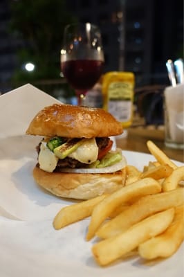 Burger Mania Hiroo by null
