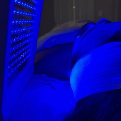 ENJ Esthetics - Customized facial + LED light therapy
(Acne healing)