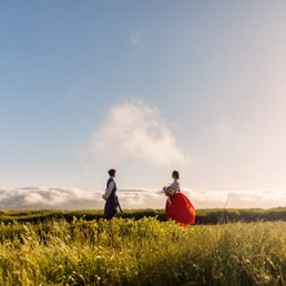 My engagement photo came out awesome. Renting hanbok from Hanbok Story was a great decision! No regret! So worth it!