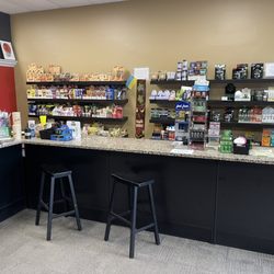 Tampa Vapor & Kava Bar - Front counter