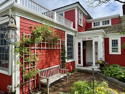 The Red Inn by null