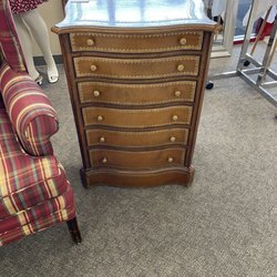 KARM Stores - This is a beautiful 1920's jewelry box.