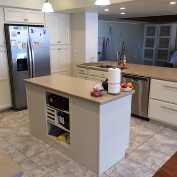 Pat Edwards Construction - a kitchen with a center island - General Contractors Near Me Pat Edwards Construction - a kitchen with a center island - General Contractors Near Me