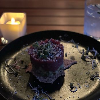 Heiliggeist - Tuna Tartare - German Near Me - Mainz, RP Heiliggeist - Tuna Tartare - German Near Me - Mainz, RP