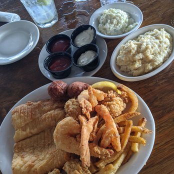 Harbor Docks - Seafood platter - Sushi Bars Near Me - Destin, Florida Harbor Docks - Seafood platter - Sushi Bars Near Me - Destin, Florida