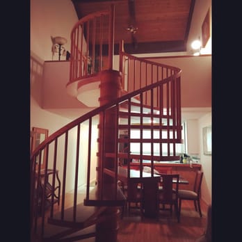 Maui Condo & Car - Spiral staircases to my room. - Vacation Rentals Near Me - Kihei, Hawaii Maui Condo & Car - Spiral staircases to my room. - Vacation Rentals Near Me - Kihei, Hawaii