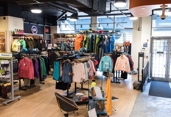Alpine Start Outfitters (Online-Only) by null