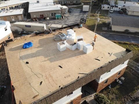 Slide of Luxor Contracting Group