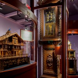Halim Time & Glass Museum - European clocks