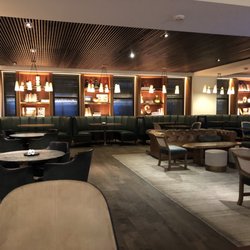 Bayou & Bottle - Dining room