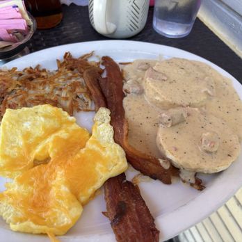 Nevada City Classic Cafe - Country breakfast (cheddar added) - French Near Me - Nevada City, California