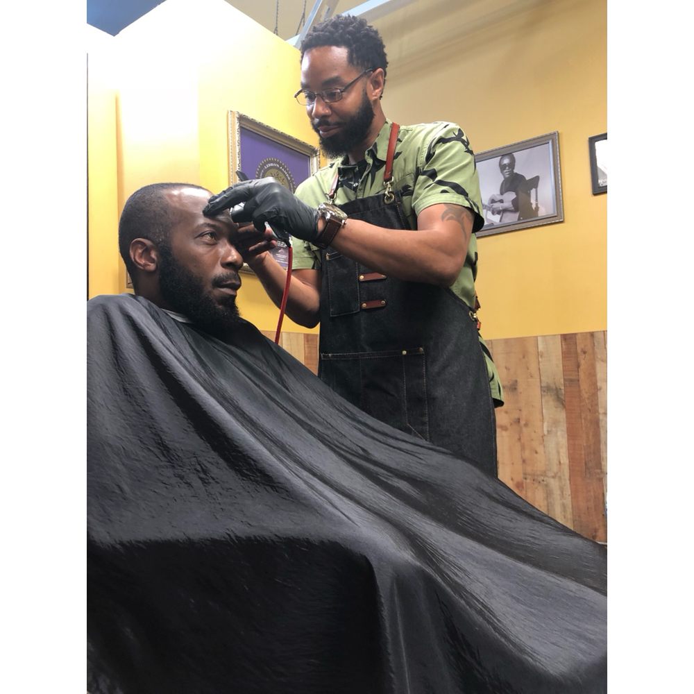 HEADQUARTERS SPA Updated August 2024 18 Photos 1055 Goodman Rd E