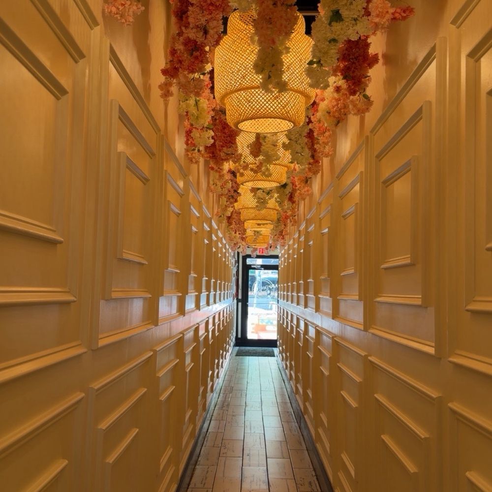 Dear Dad’s - Entrance hallway - Salad Near Me - Greensboro, North Carolina Dear Dad’s - Entrance hallway - Salad Near Me - Greensboro, North Carolina