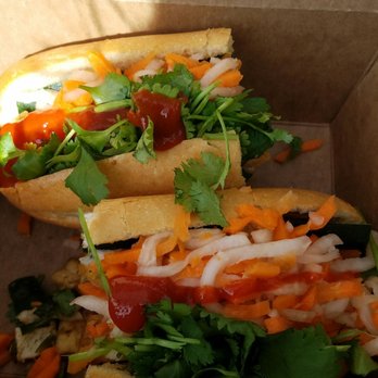 Saigon On 7th - Tofu/seitan vege banh mi - Vietnamese Near Me - Austin, Texas