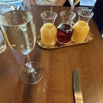 Ritual House - Bottomless Mimosas - Breakfast & Brunch Near Me - Pittsburgh, Pennsylvania