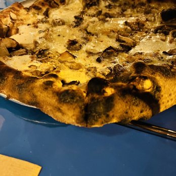 Artie's - White Pizza Mushrooms - Pizza Near Me - Maplewood, New Jersey Artie's - White Pizza Mushrooms - Pizza Near Me - Maplewood, New Jersey