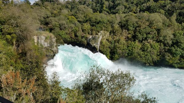 Huka Falls by null