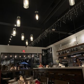 Isola Pizza Bar - Pizza Near Me - La Jolla, California Isola Pizza Bar - Pizza Near Me - La Jolla, California