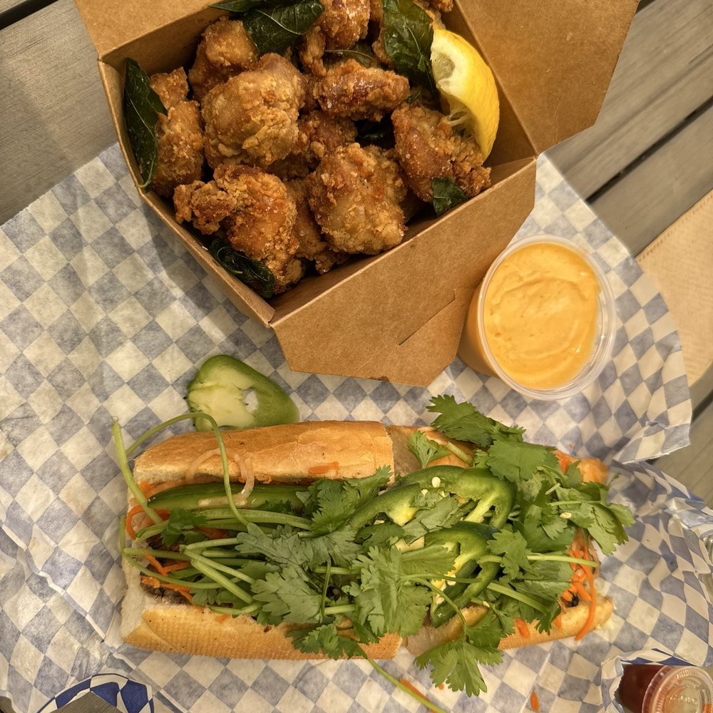 Be U - Vietnamese Near Me - Los Angeles, California