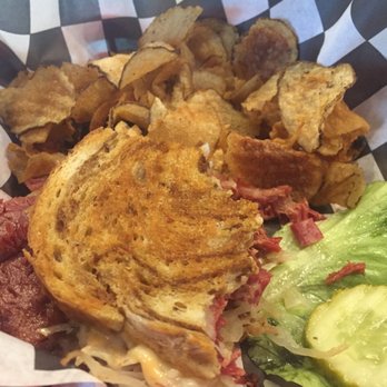 Calico Cafe - Reuben with house made chips - American Near Me - Sheridan, Illinois