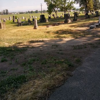 Lower Valley Memorial Gardens - Funeral Services & Cemeteries Near Me - Sunnyside, Washington Lower Valley Memorial Gardens - Funeral Services & Cemeteries Near Me - Sunnyside, Washington