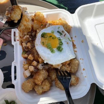 Bopomofo Cafe - Mapo tots + extra egg - Bubble Tea Near Me - Artesia, California