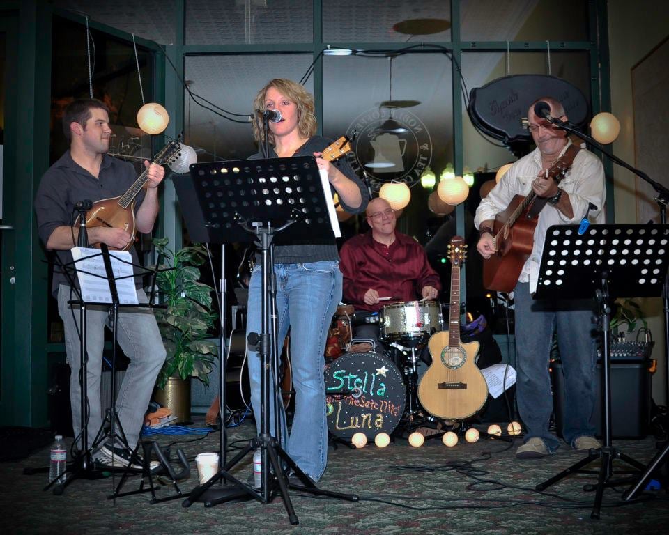 Stella Luna and the Satellites Logo