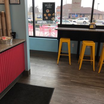 Duck Donuts - Bright seating area. - Donuts Near Me - Allentown, Pennsylvania Duck Donuts - Bright seating area. - Donuts Near Me - Allentown, Pennsylvania