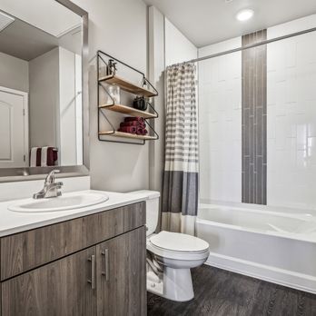 Rise at 2534 - Garden tubs - Apartments Near Me - Johnstown, Colorado Rise at 2534 - Garden tubs - Apartments Near Me - Johnstown, Colorado