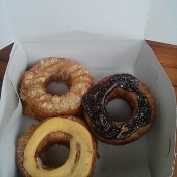Rinkoff Bakeries - Toffee apple, chocolate, and custard crodoughs! - Bakeries Near Me - London, XGL Rinkoff Bakeries - Toffee apple, chocolate, and custard crodoughs! - Bakeries Near Me - London, XGL