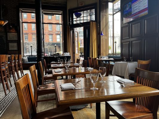 Light Horse Tavern by null