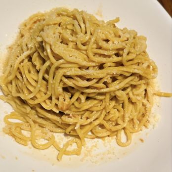 Yard House - Shiitake Garlic Noodles - Bars Near Me - Glendale, Arizona Yard House - Shiitake Garlic Noodles - Bars Near Me - Glendale, Arizona
