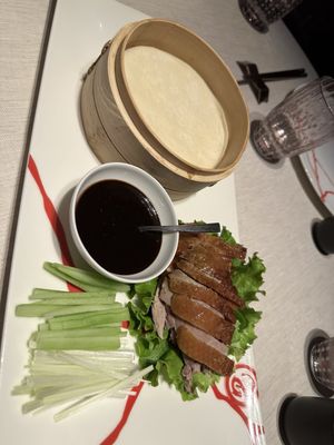 Bon Wei by null