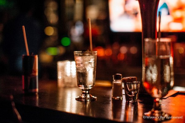 Winnie's Bar Restaurant by null