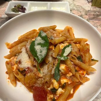 Mezzaluna - Penne Alla Bisanzio - Italian Near Me - New York, New York Mezzaluna - Penne Alla Bisanzio - Italian Near Me - New York, New York